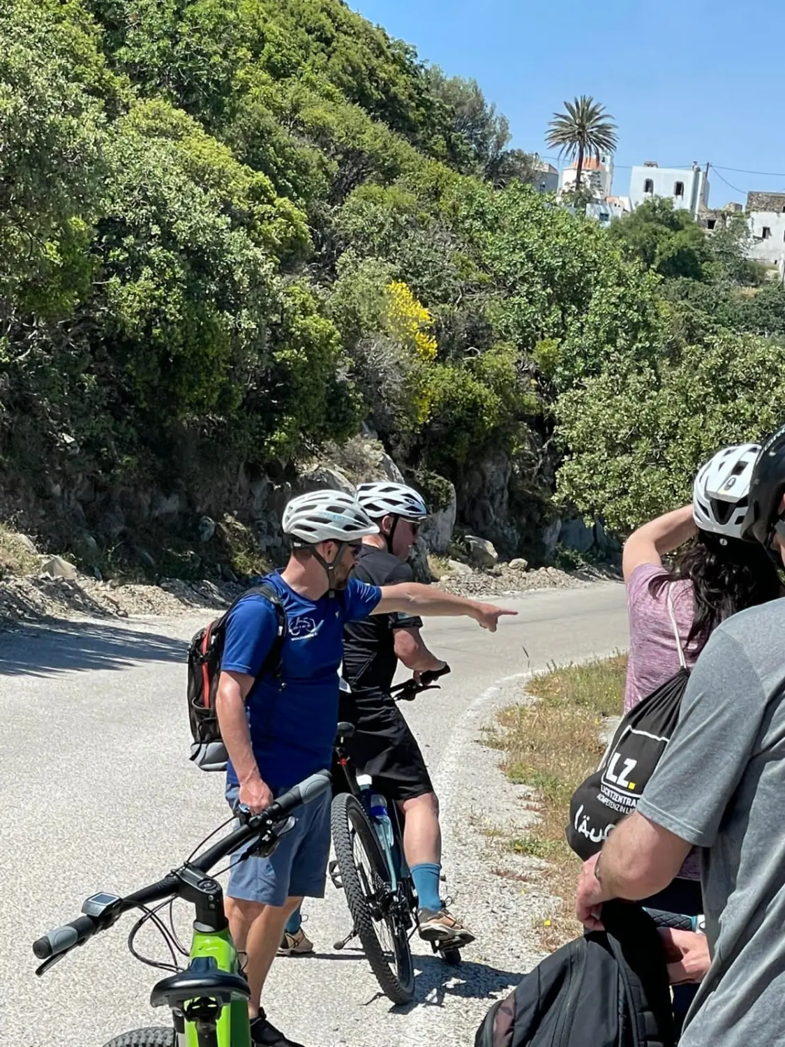  Gruppe von Menschen von Dodekanes Bikes