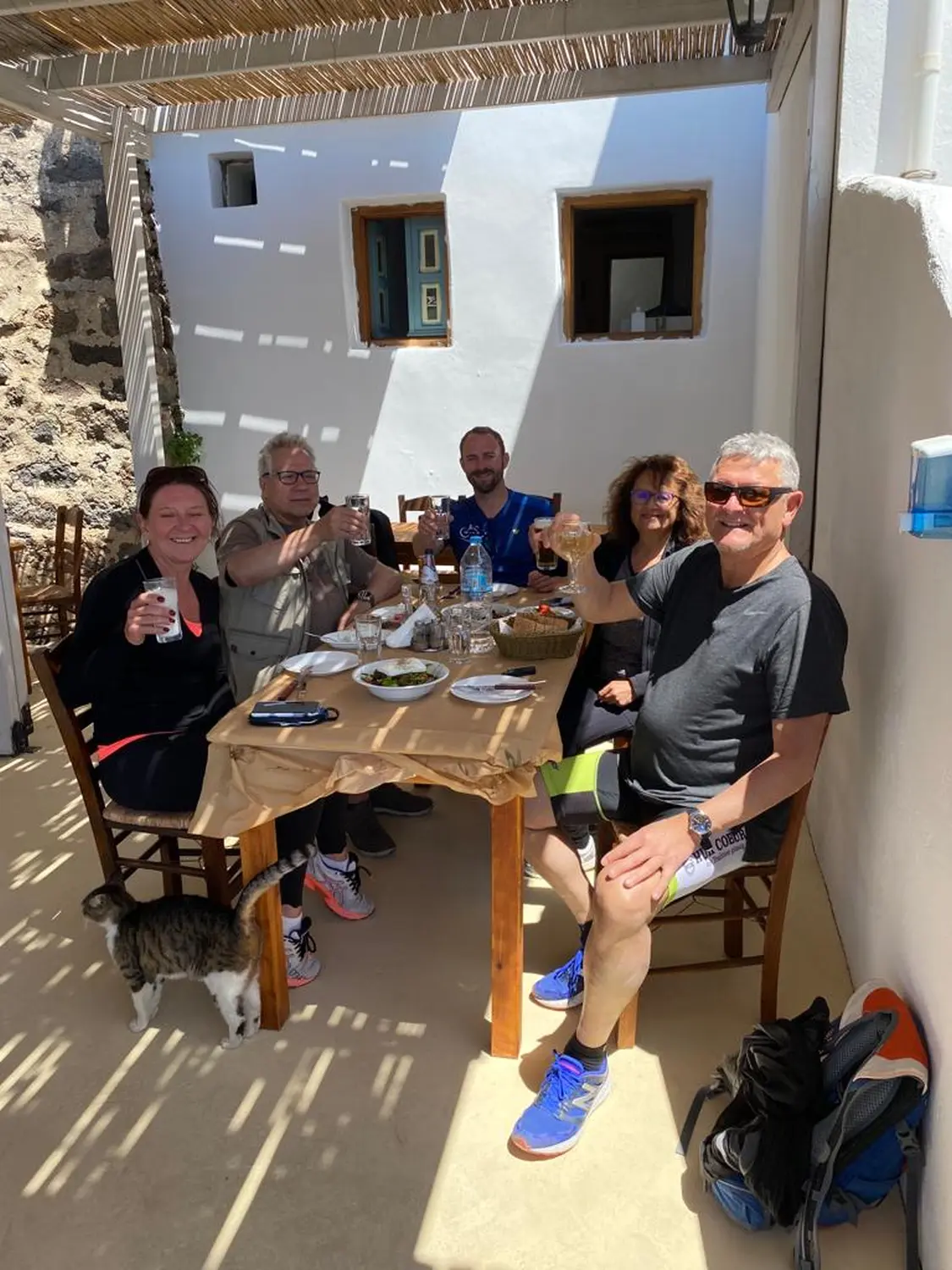  Gruppe von Menschen von Dodekanes Bikes